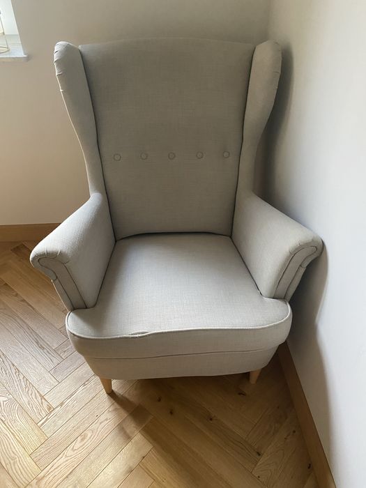 Fotel uszak Strandmon IKEA bezowy