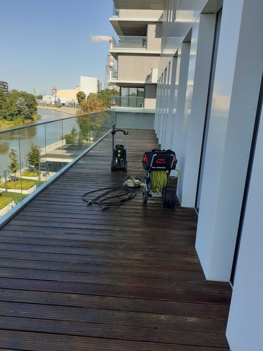 Pranie czyszczenie tapicerki dywanów kanap sof narożników ozonowanie