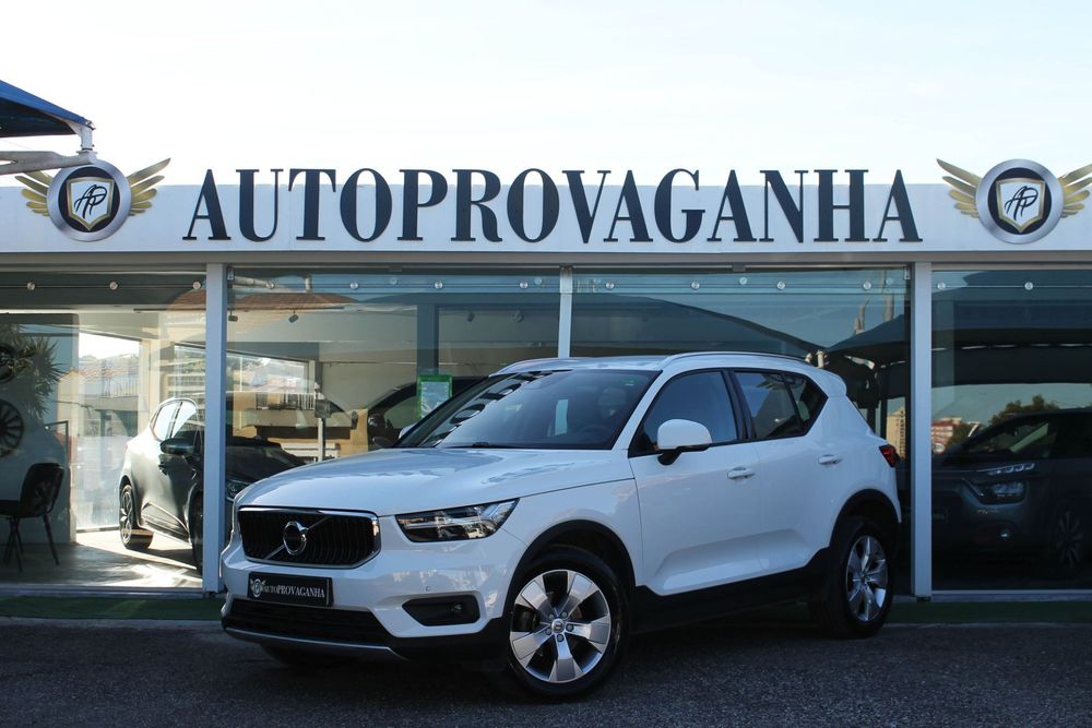 Volvo XC 40 1.5 T2 Momentum Core