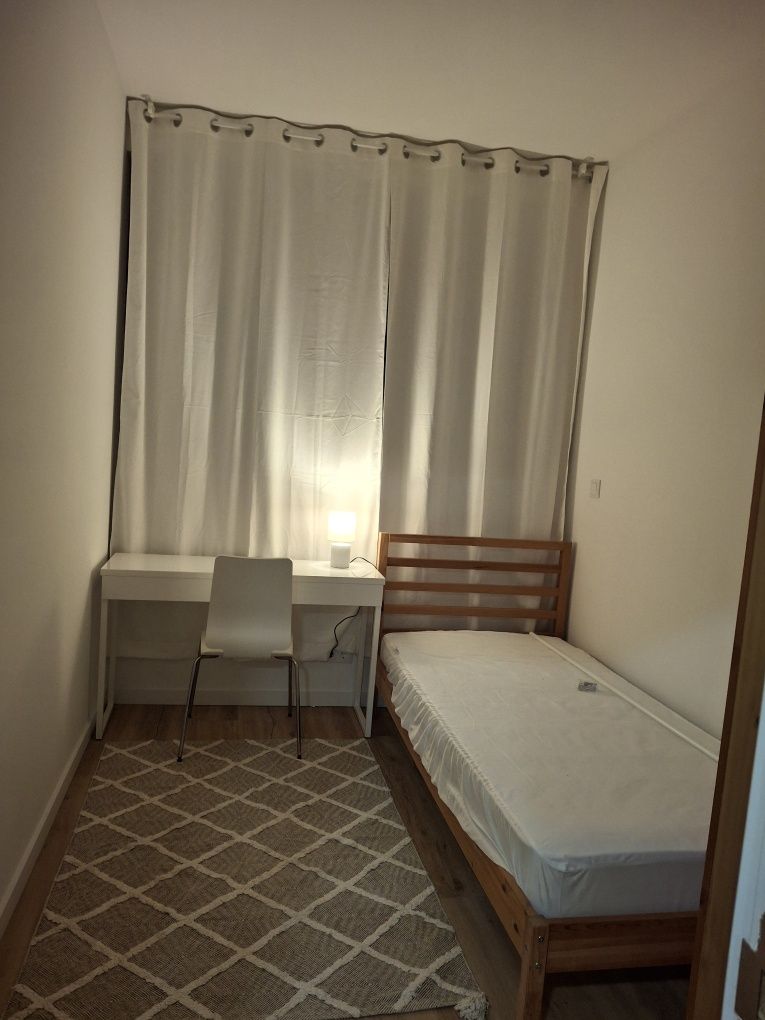 Quarto individual menina Soares dos Reis-Gaia