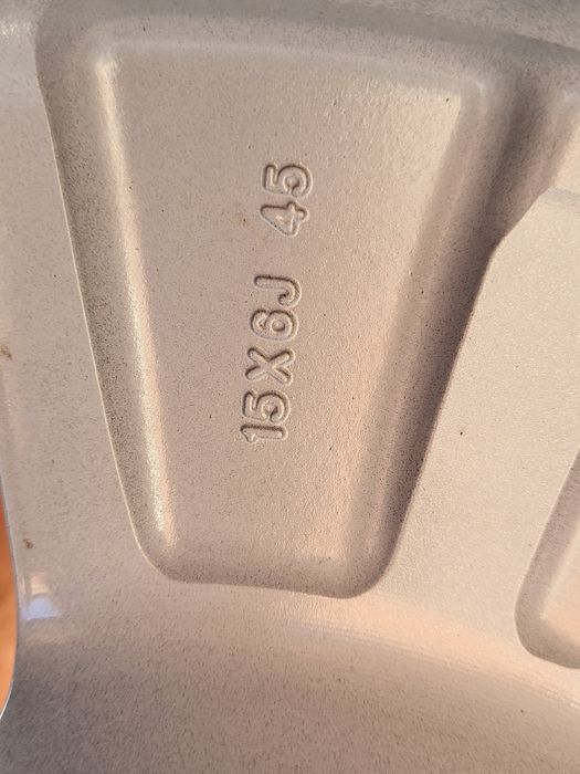 Alufelgi Nissan Renault 5x114,3 6Jx15 et45 cb66.1 jak nowe, cnc!