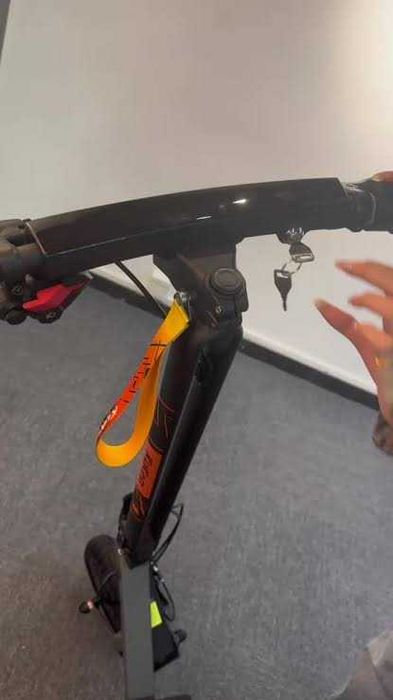 Hulajnoga elektryczna KuKirin G2 Ultra silnik 800 W*2 dostępny od ręki