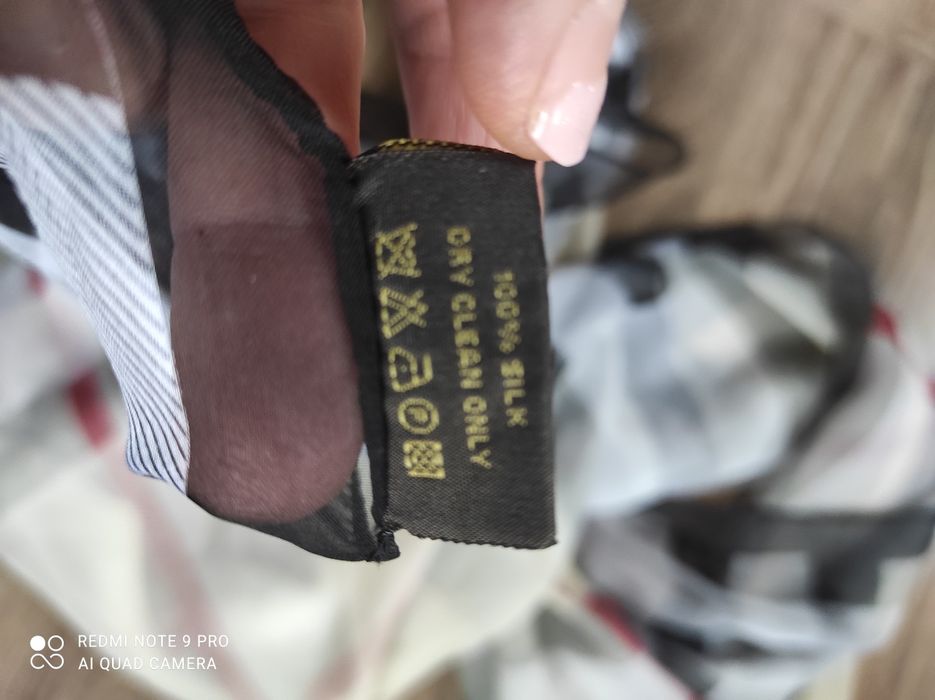 Шарф.  Barberry   шовк