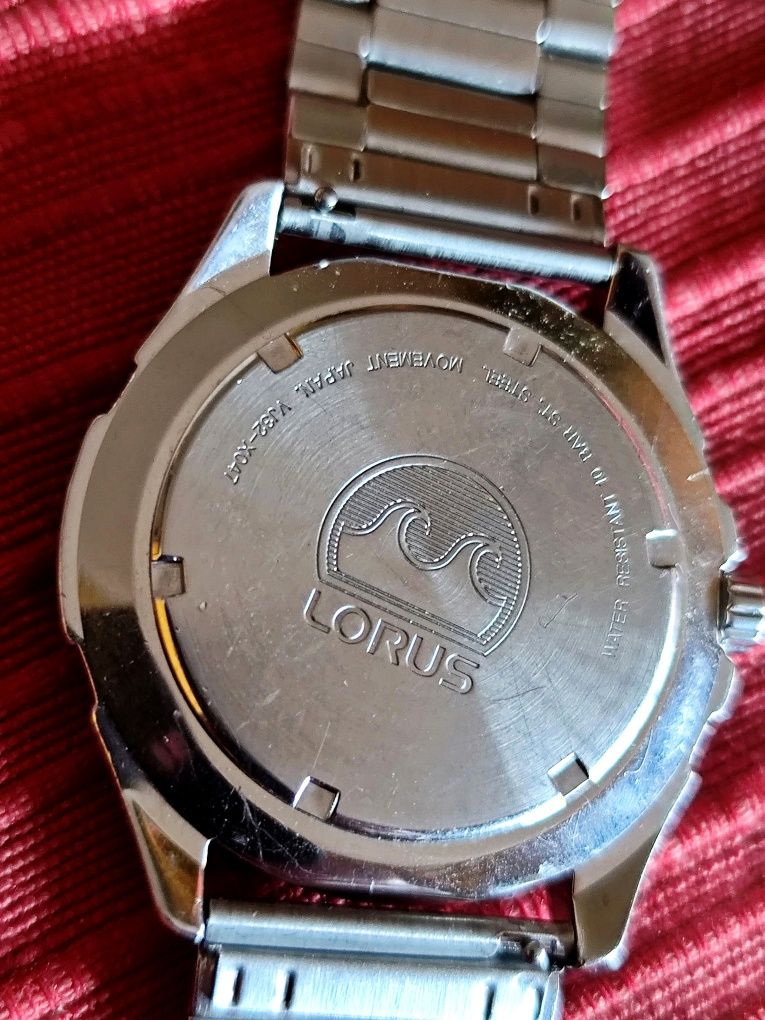 Relógio Lorus (marca da Seiko),entrego em mão Lisboa ou envio Nacional