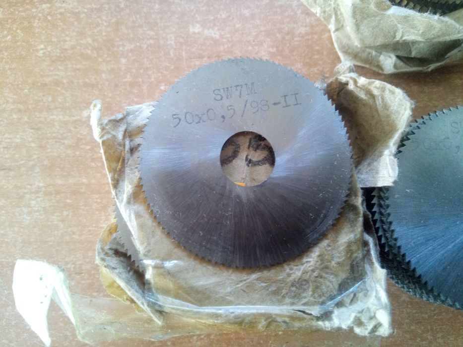 Frezy piłkowe Globus NFTe Hss 50x0,5 50x0,8 50x1,2