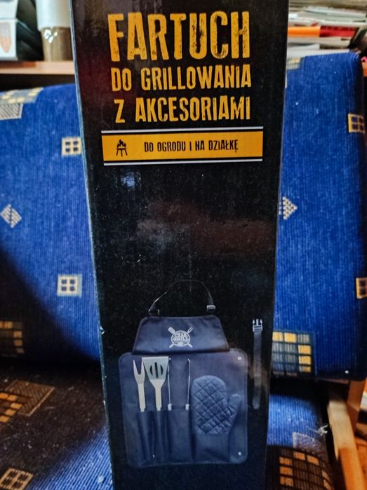 Fartuch do grilla do ogrodu szpatułka widelec szczypce grill