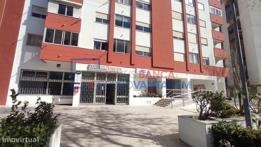 Loja na Póvoa de Santa Iria