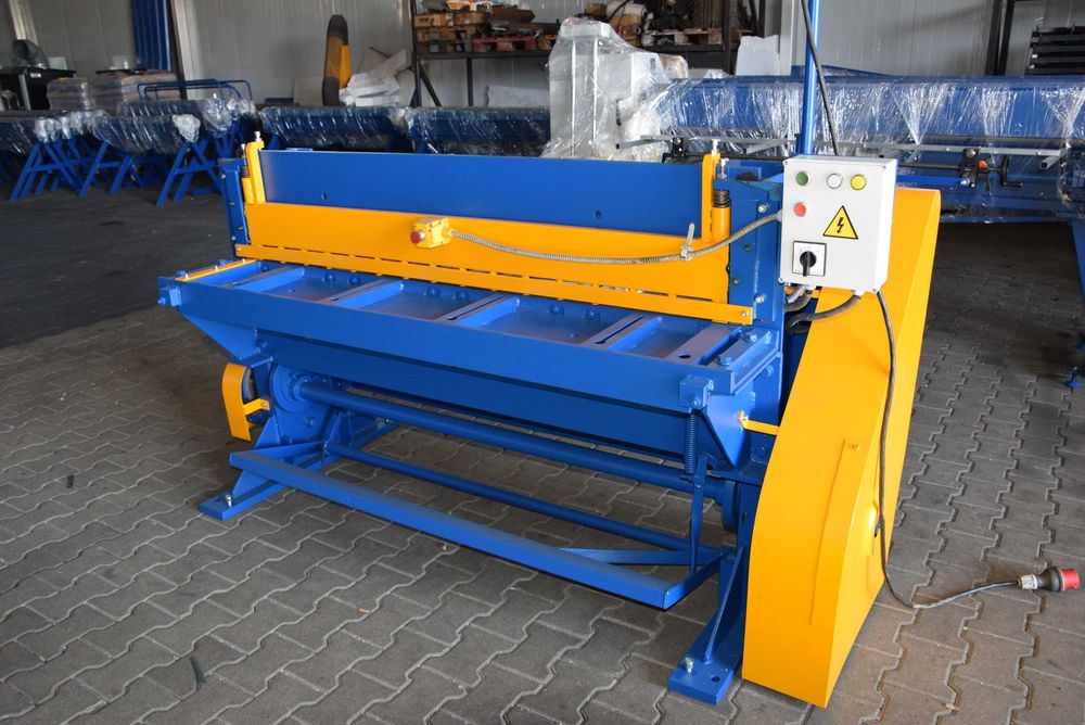 Mechaniczna gilotyna do blachy 1500/1.5 mm