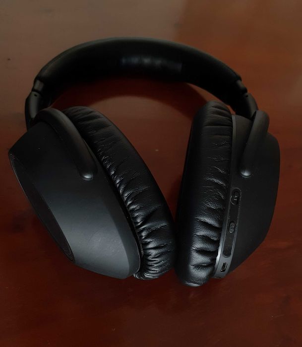 Auscultador Headphone wireless Sennheiser PXC 550-II
