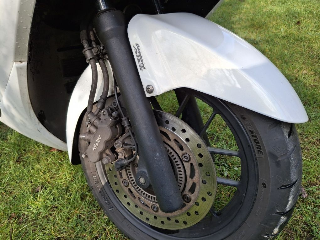 Honda NSS 300 Forza