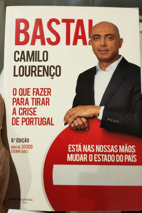 Livro BASTA Camilo Lourenço