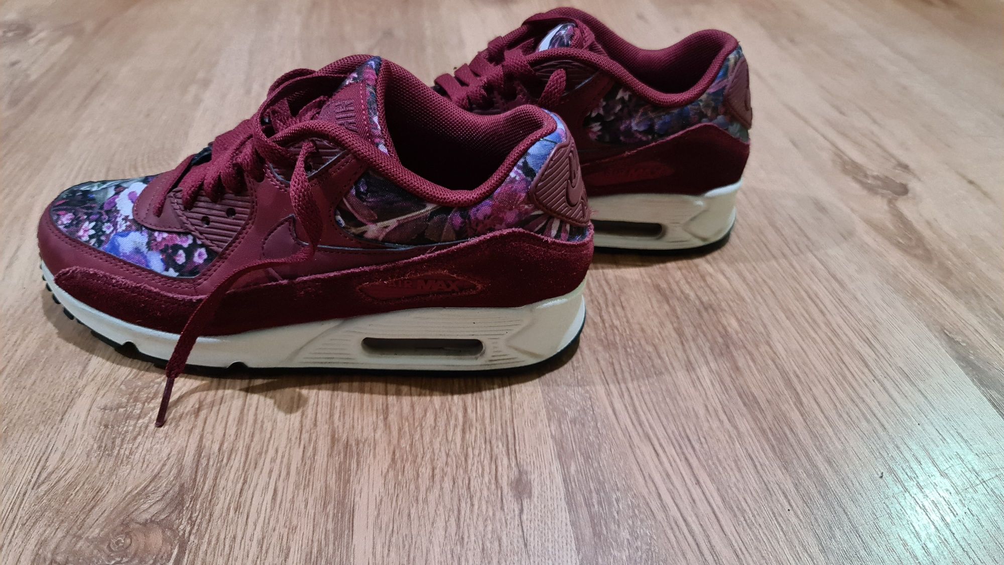 Air max damskie w kwiaty