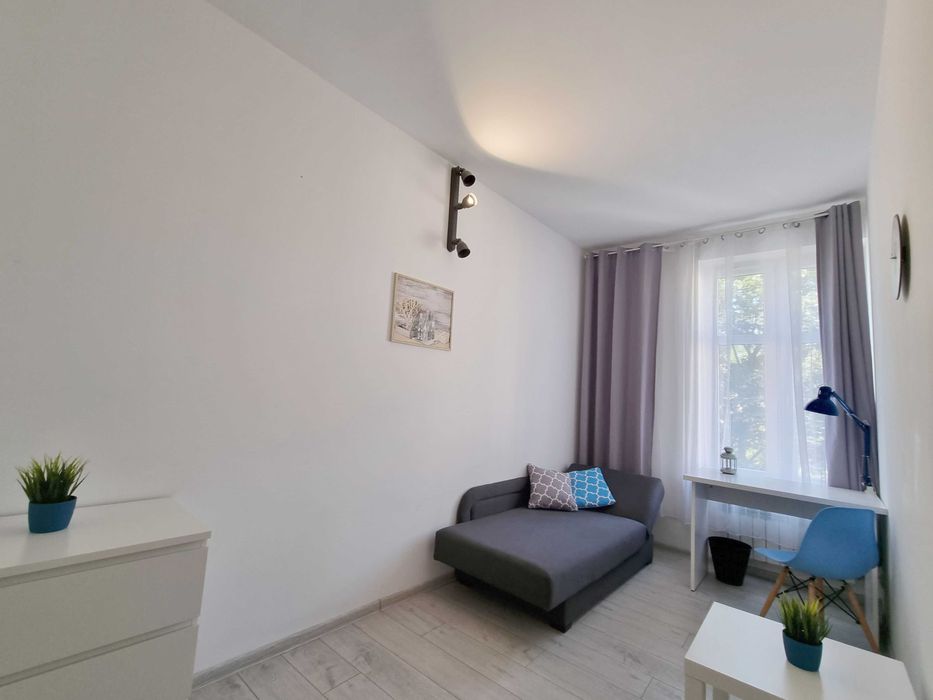 Duży pokój w Gliwicach - centrum, ul. Nowy Świat 4, 500 PŚ