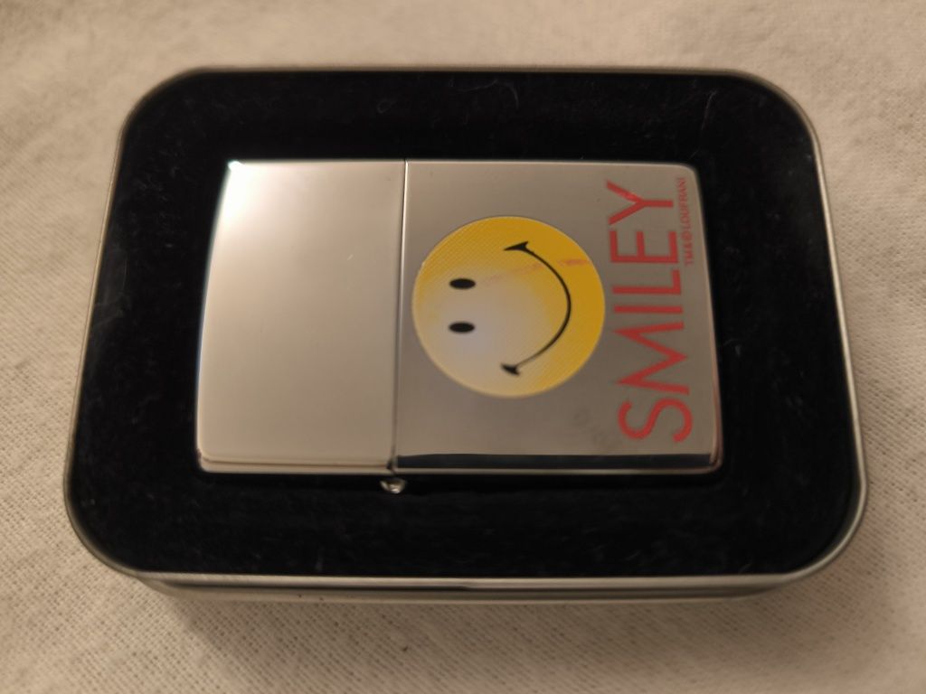 Isqueiro Zippo novo