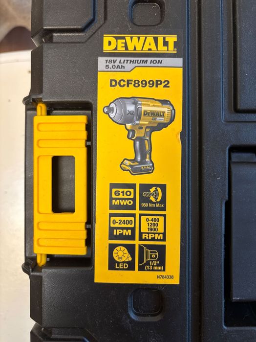 Klucz udarowy DeWALT DCF899P2 18V + zestaw nasadek udarowych. Nowy!!!