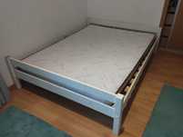 Cama (148x198)com colchão (183x133)