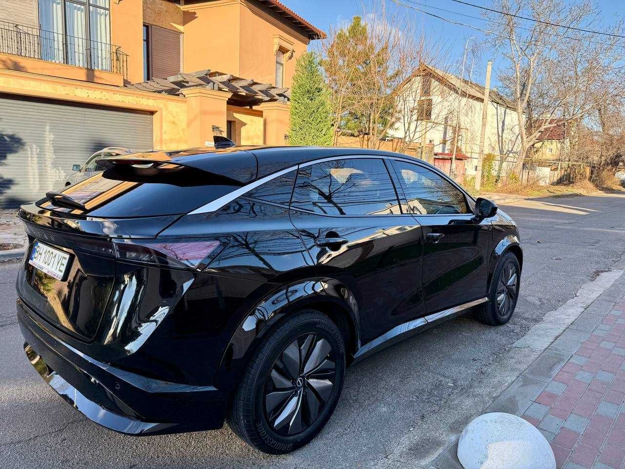 Продам 2023 Nissan Ariya Engage