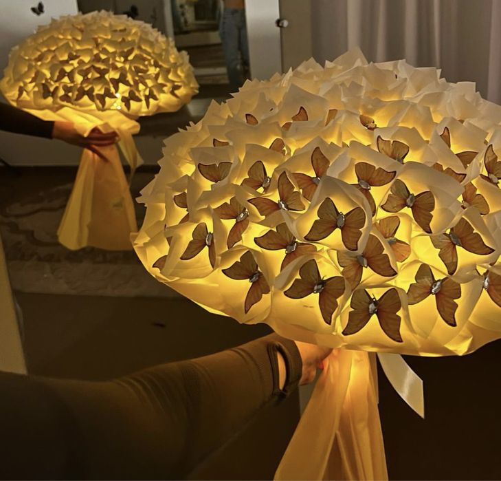 Букет з метеликів / букет из бабочек