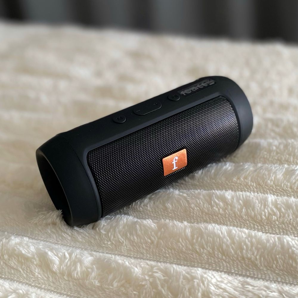 Портативна Bluetooth-колонка RM957