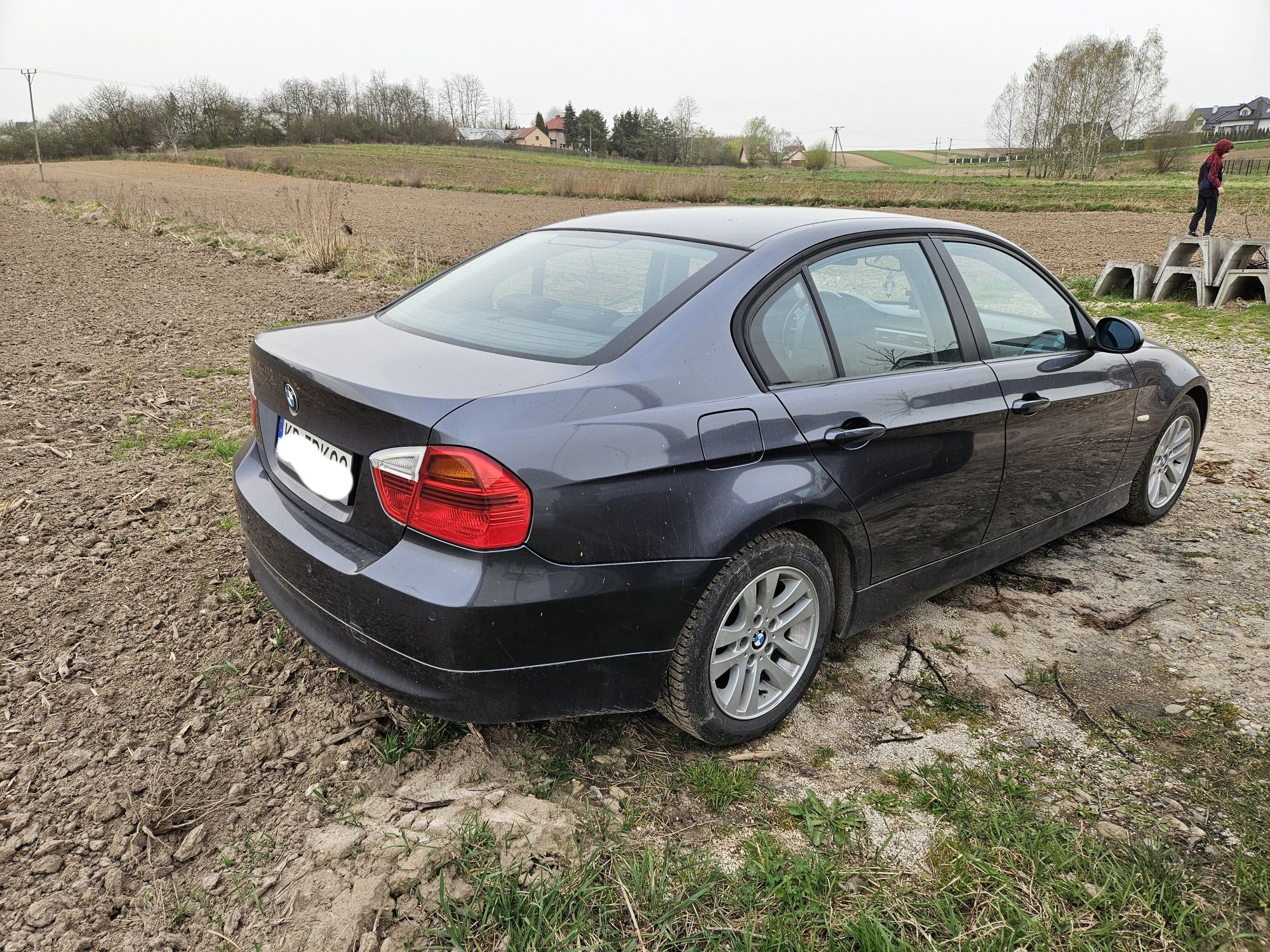 BMW E90 318 N46 Sedan