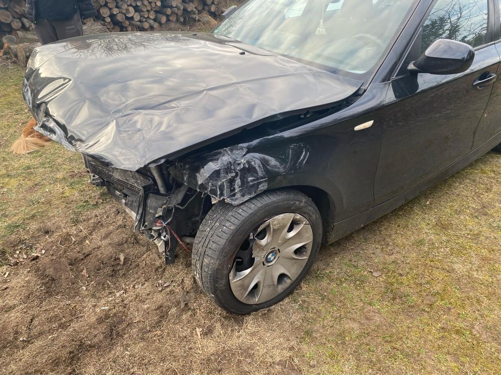 BMW e87 2.0 143 km