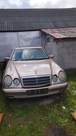 Mercedes w210 e290 td na części