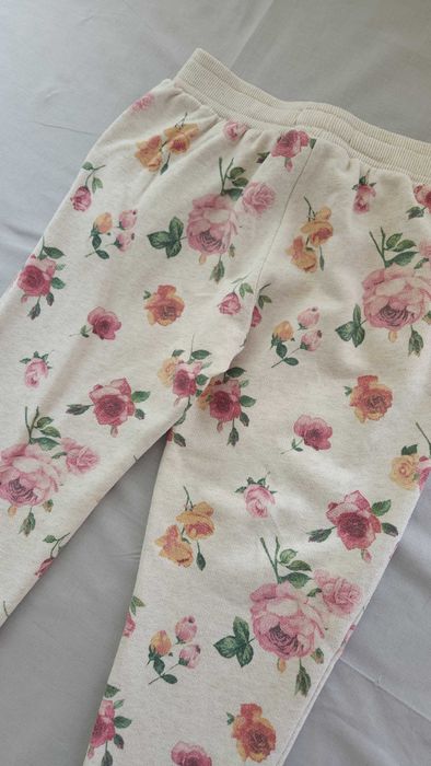 Zara spodnie dresowe kwiaty 164 (158)