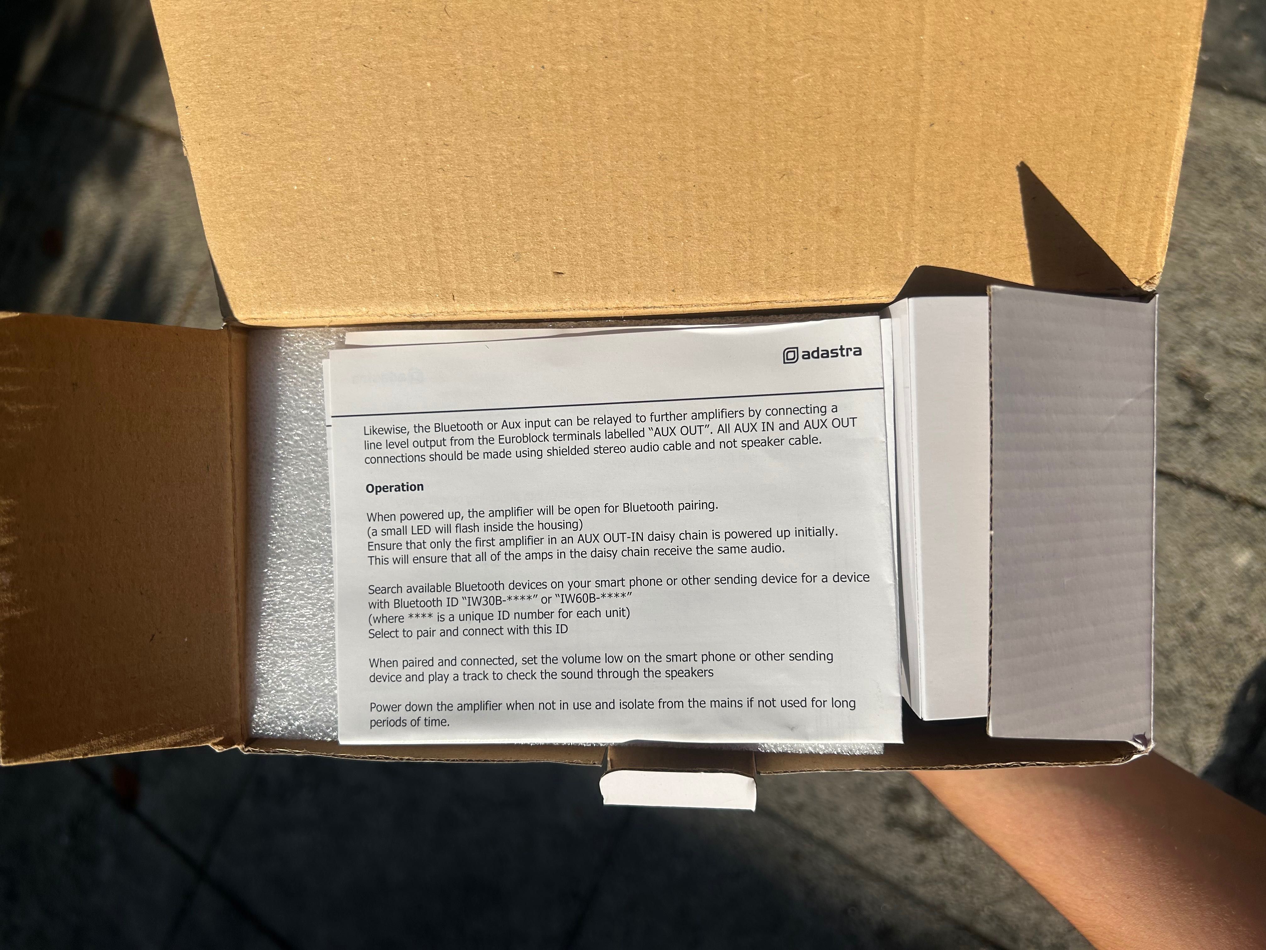 Amplificadores/ colunas de som para teto com altifalante | Novo