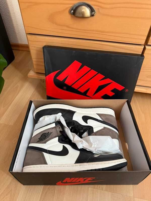 Jordan 1 Retro High Dark Mocha R.39