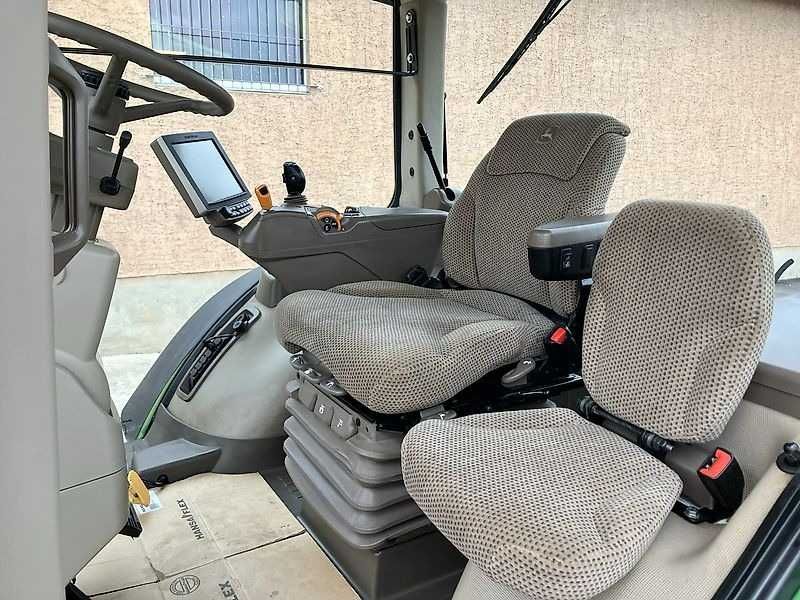 Трактор John Deere 8345R