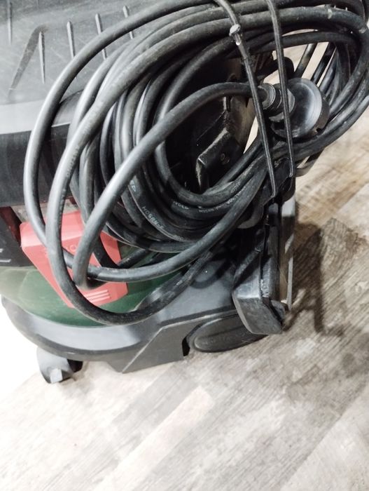 Odkurzacz przemysłowy BOSCH Vac 15