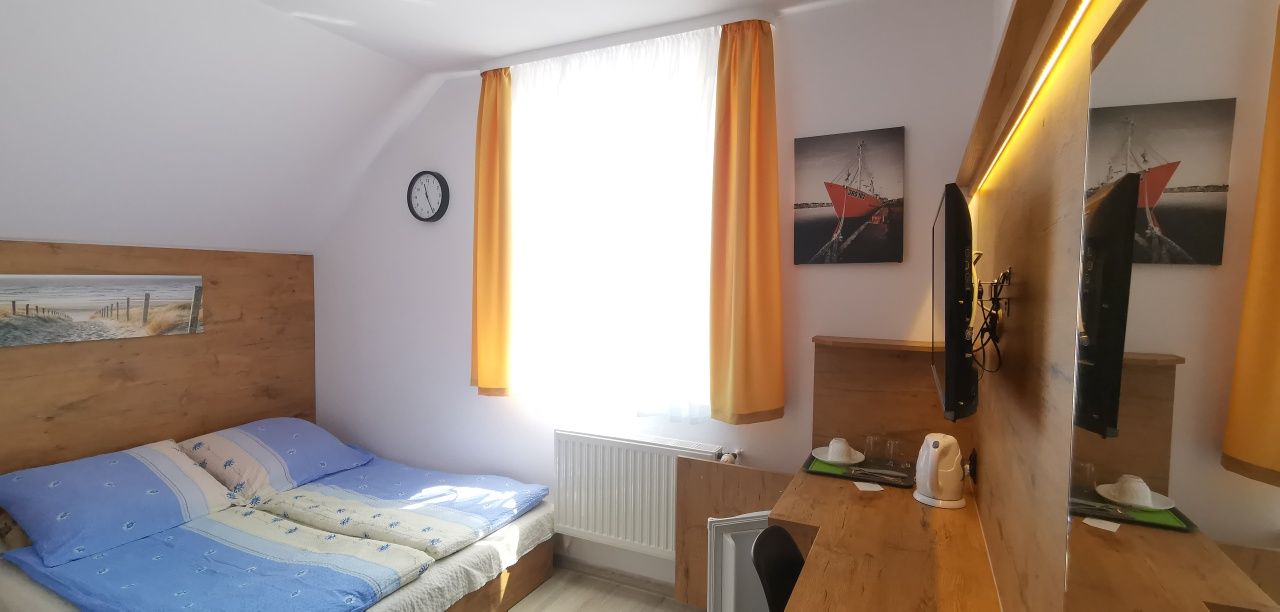 Jastarnia- wolne pokoje w Helu 1-4.08. Do plaży 4 min.Centrum