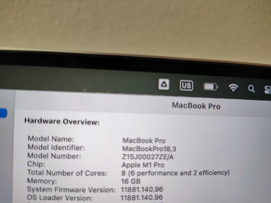 Apple MacBook Pro 14, 16/512GB, Excellent Condition, 105 Cycle Count