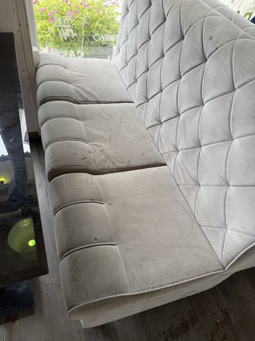 Меблі для кафе. Дивани і Столи