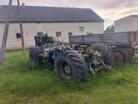 ciągnik rolniczy T-150K mały Kirowiec rama z silnikiem i skrzynią