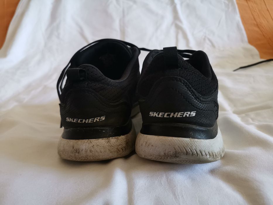 Buty sportowe, typu adidas, uniwersalne
