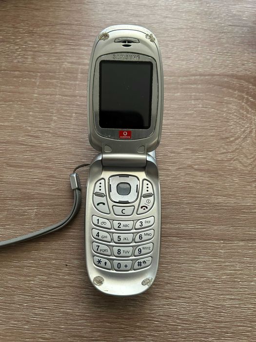 Telemóvel vintage Samsung E310