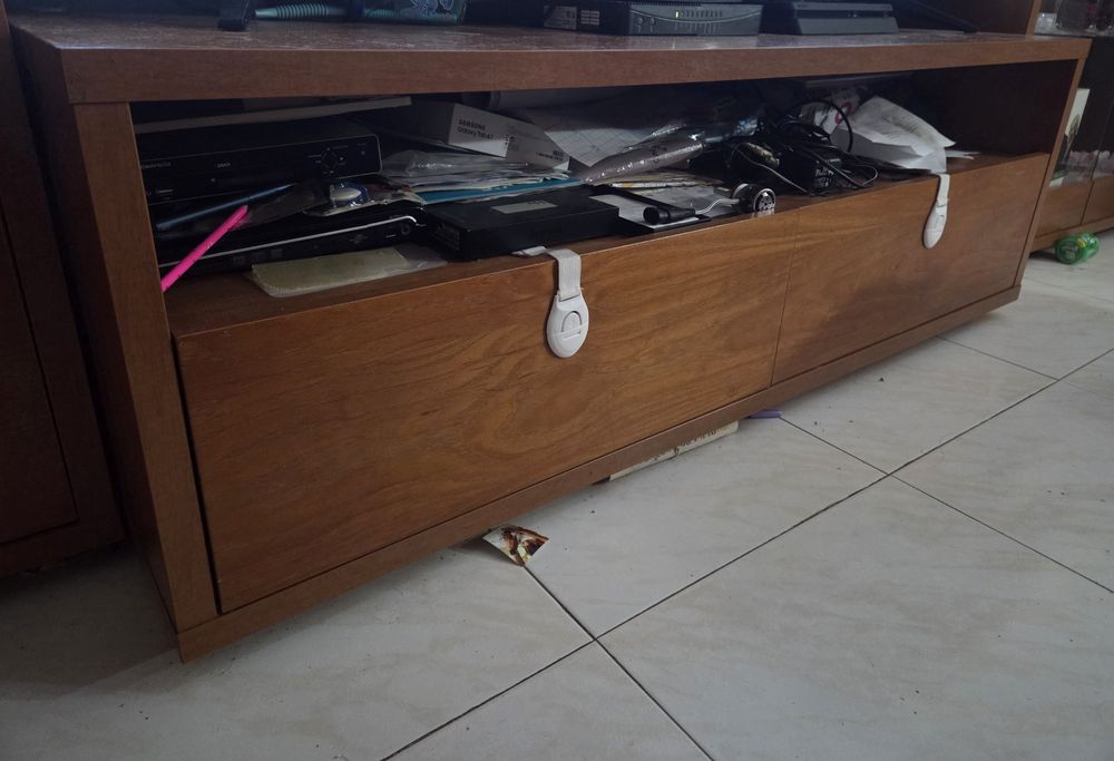 Movel da sala madeira maciça