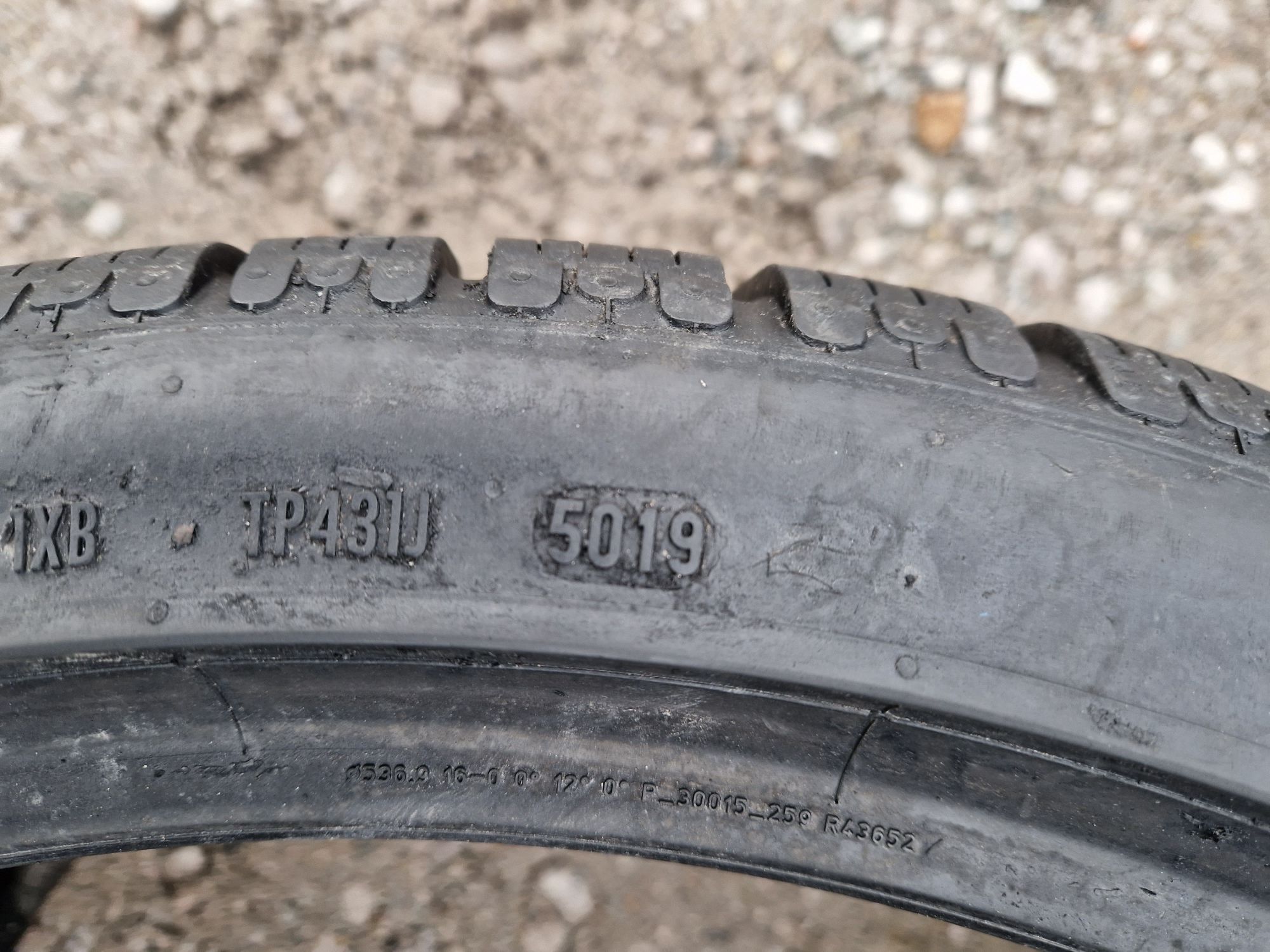 Opona zimowa Pirelli P Zero Winter 315/30r21 (105W) MO1