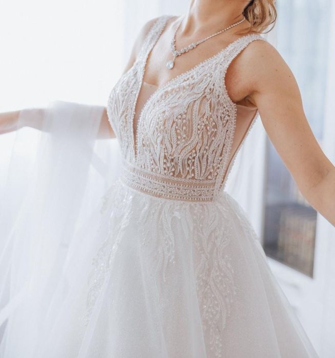 Suknia ślubna. Wzrost 160 + obcas 6cm.