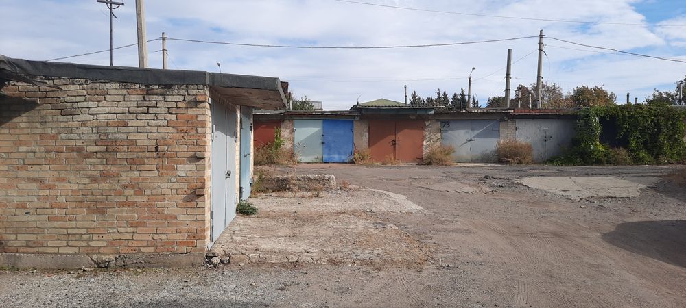 Продам    гараж.