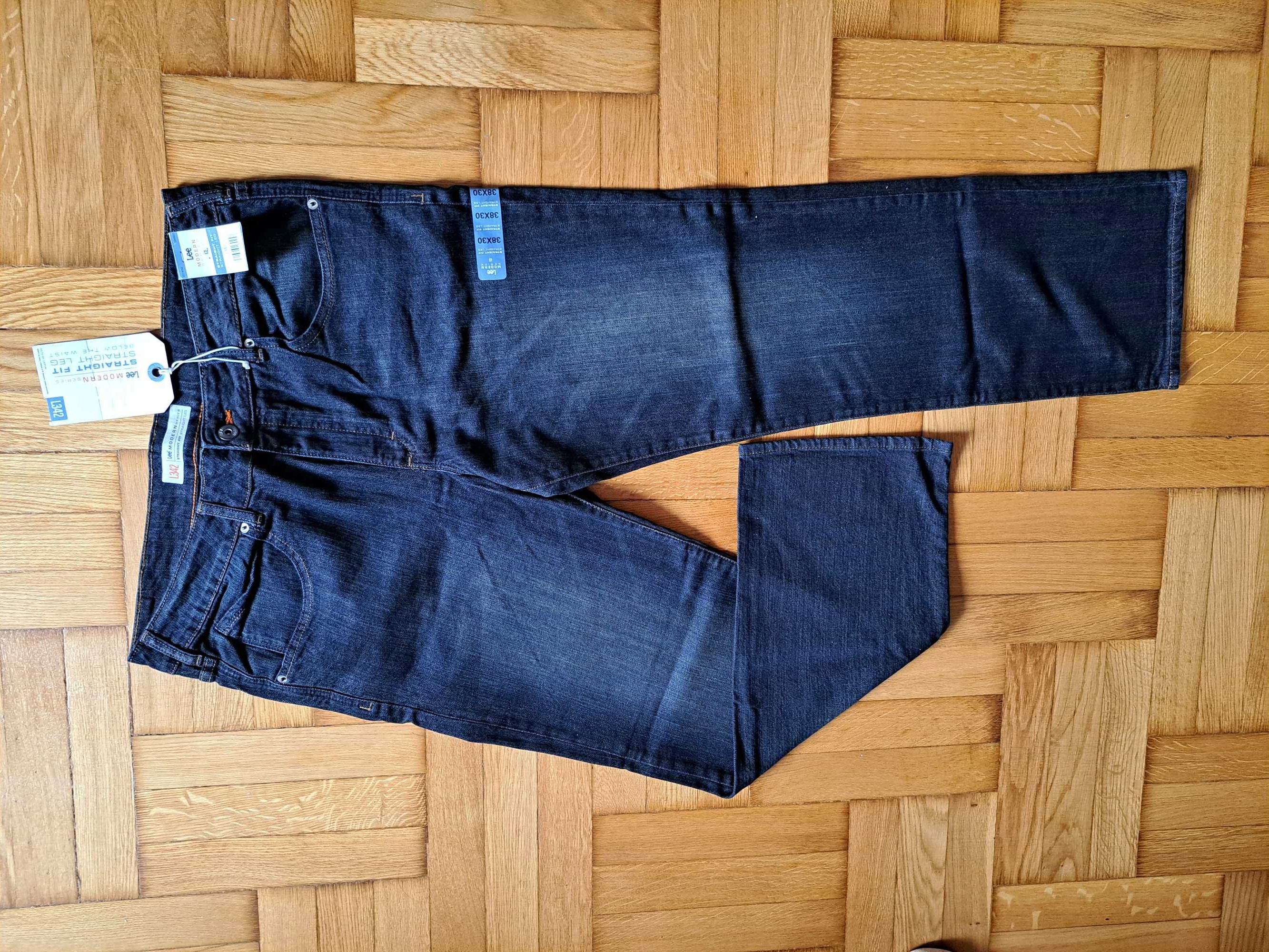 Lee Modern Series Straight Fit Straight Leg L342 Czarny kolor Nowy