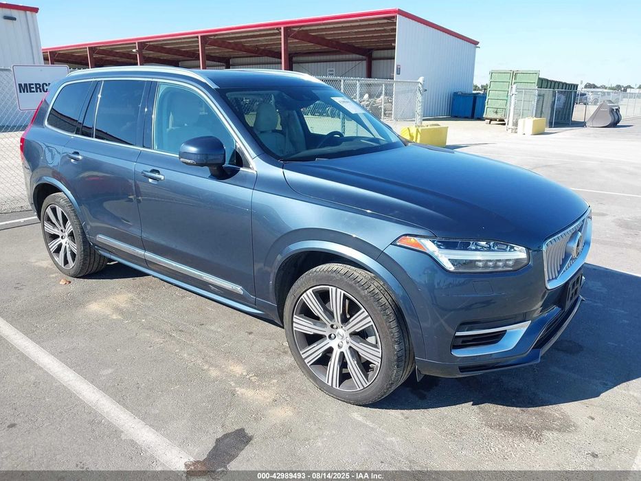 В дорозі Volvo XC90 Т8 2020 США вольво повний привід гібрид 2.0