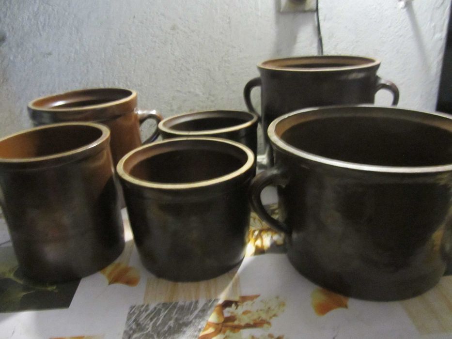 Dzbanki ceramiczne do kiszenia duże i małe