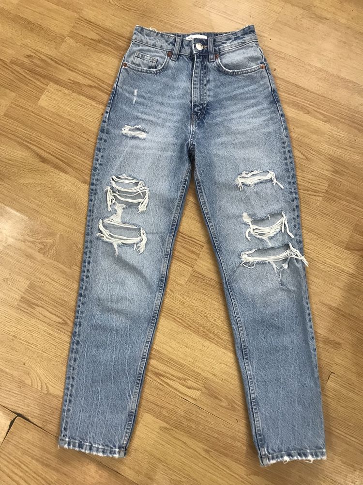 Продам женские джинсы  Zara Xs
