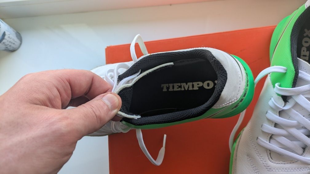 Кросівки 38.5 Nike TiempoX Genio II Leather IC