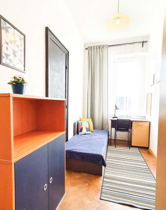 Pokój Centrum Józefitów Królewska AGH UP/UKEN UJ balkon w mieszkaniu