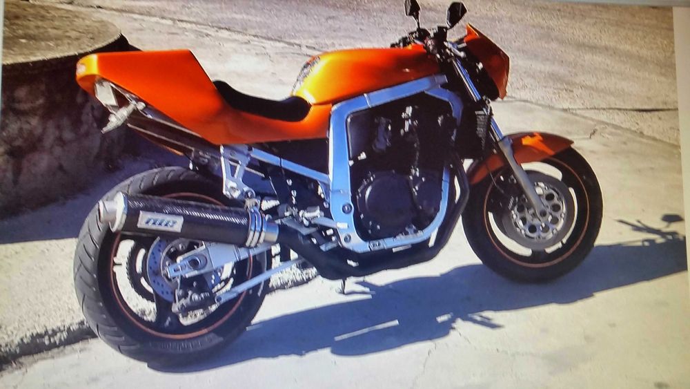 Vendo moto suzuki gsx R ano 1989