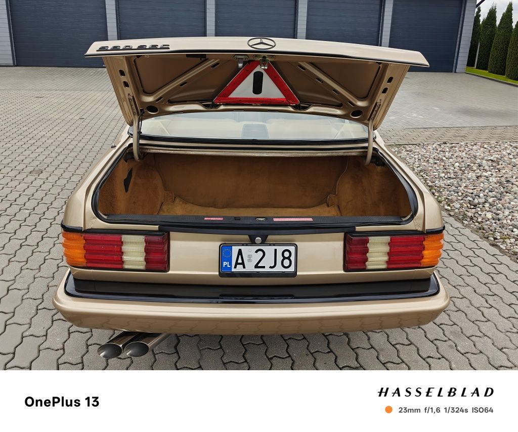 Mercedes Benz W126 SEC 560