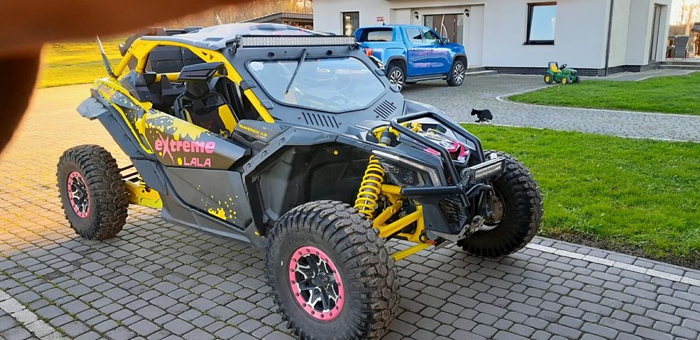 Can Am Maverick x3 xmr Can-am sea doo